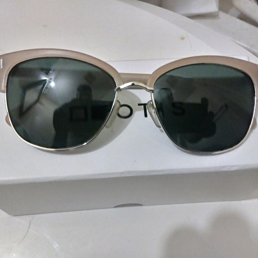 OTIS LITTLE LIES matte pink brand new w tags